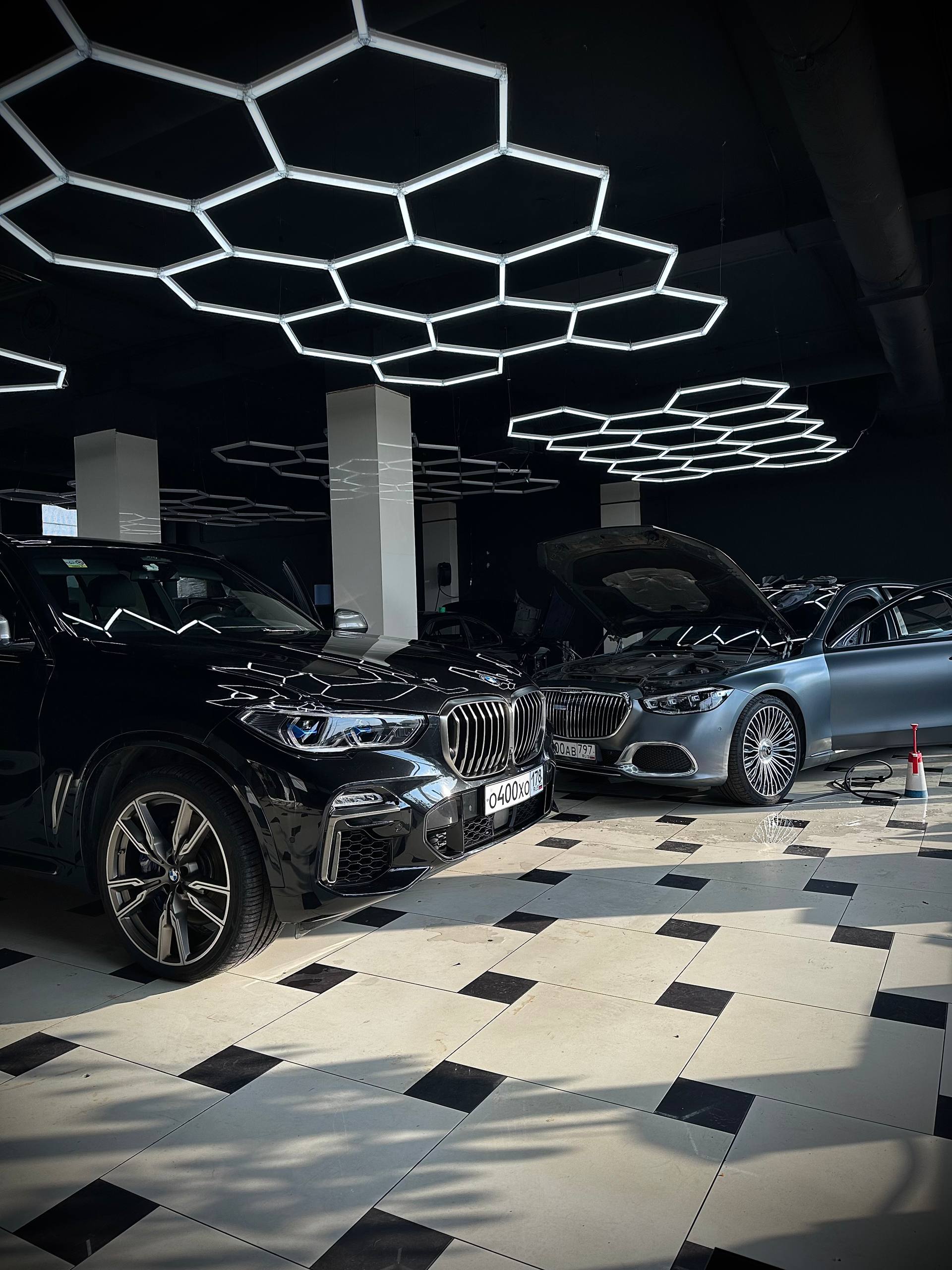 Оклейка пленкой BMW